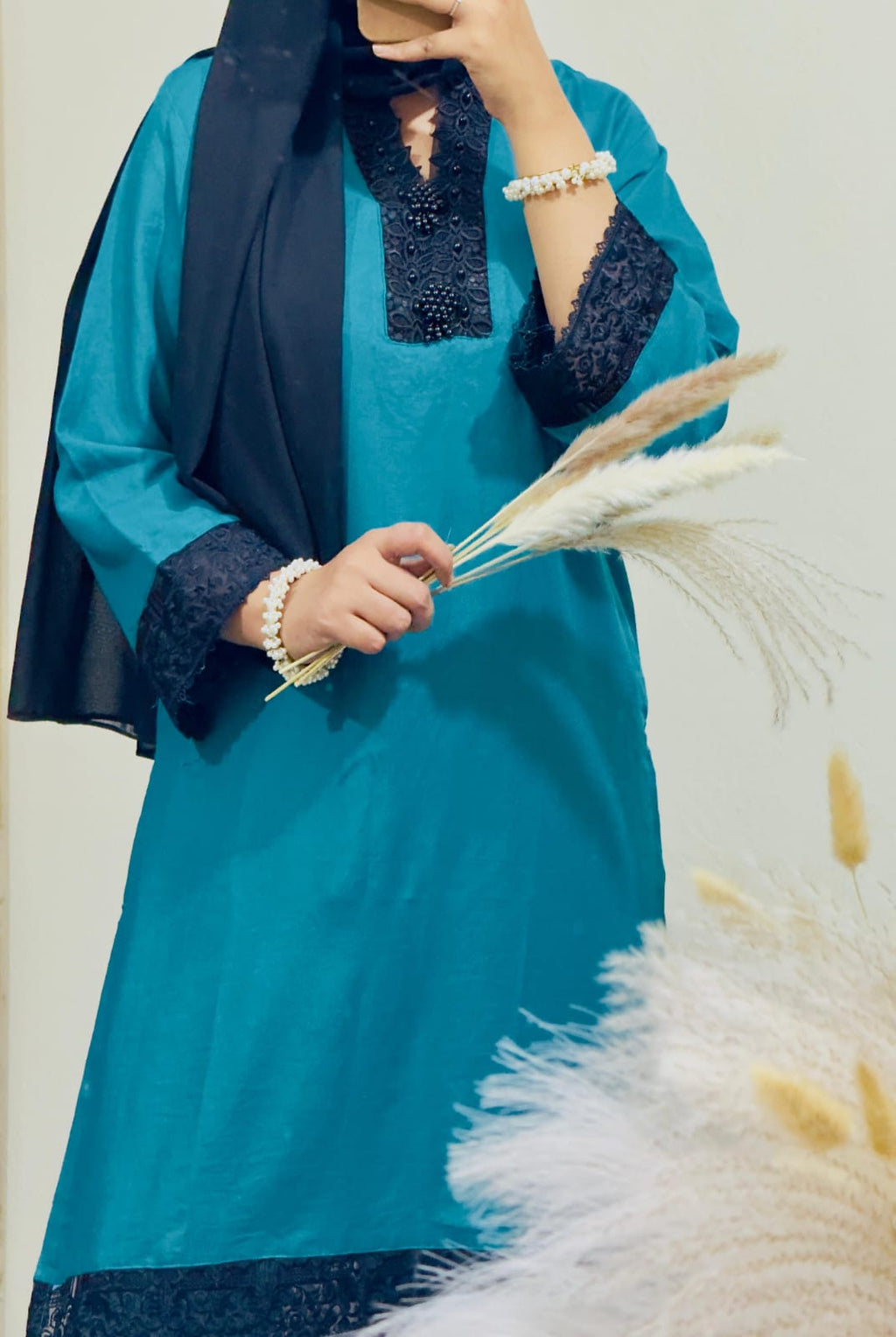 Elegant Lilon 2 Piece Suit