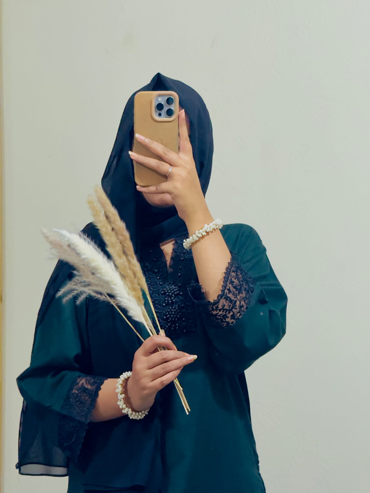 Elegant Lilon 2 Piece Suit